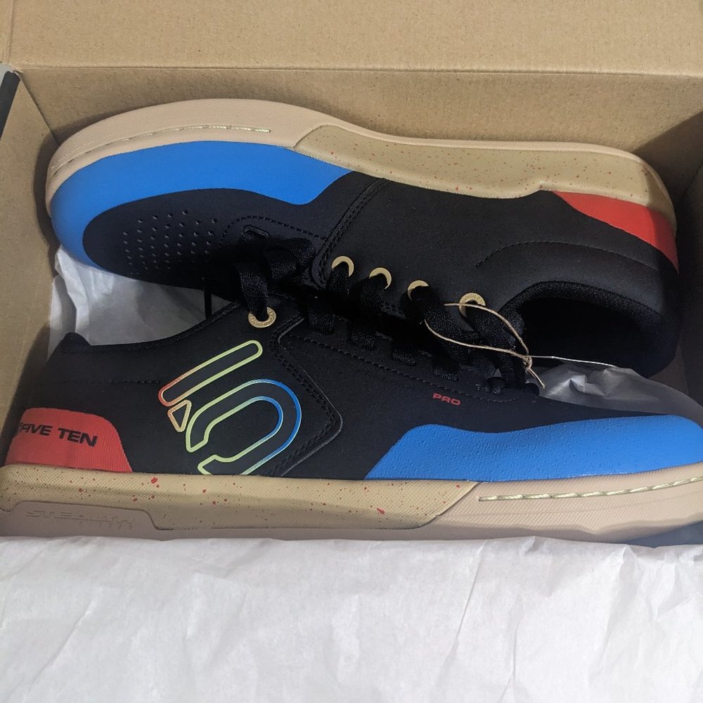 BRAND NEW IN BOX ADIDAS FIVE TEN FREERIDER PRO MOUNTAIN BIKE MENS US SIZE 11.5